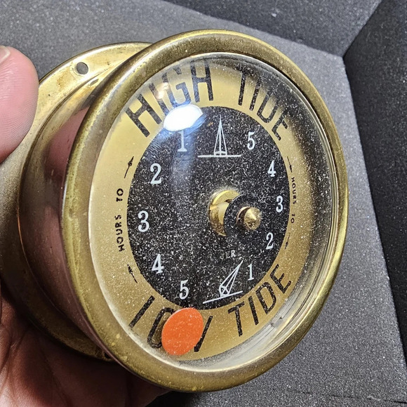 Brass High Tide Low Tide Tide Timer Quartz Working Missing Back sold as is shows - Picture 4 of 9